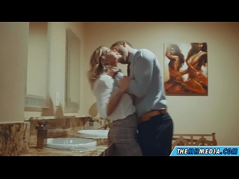 ❤️ Том биетэй шаргал үст таныг нийтийн бие засах газар уруу татах үед ❌ Секс видео манайд mn.kassa-standupbar.ru ❌️❤